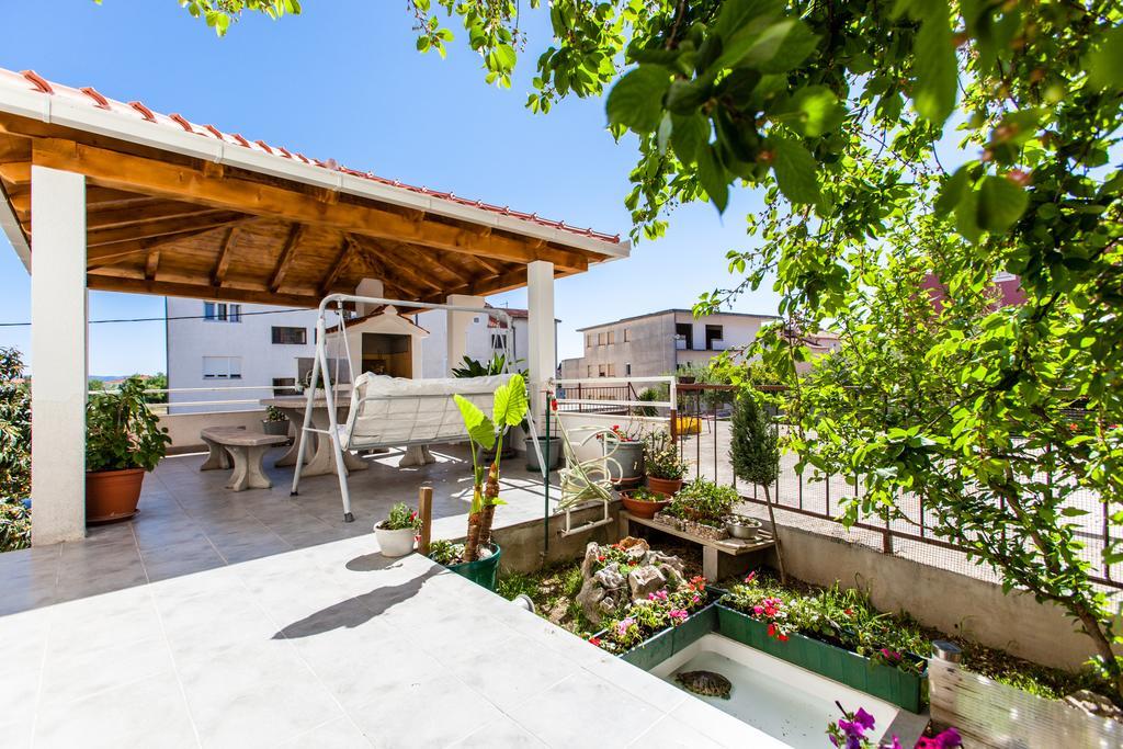 Ivica Apartament *